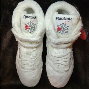 Rare Hello Kitty Plush Sneakers ss 7.